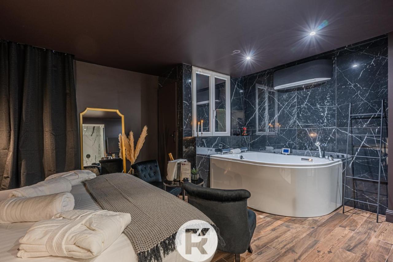 גרנובל R'Apparts The Love Nest Suite מראה חיצוני תמונה